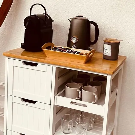 I 100m Kurpark I Wintergarten Boxspringbett I Netflix Apartmán Bad Salzuflen