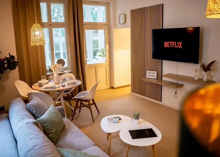 I 100m Kurpark I Wintergarten Boxspringbett I Netflix