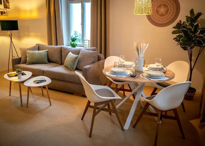 Appartement I 100m Kurpark I Wintergarten Boxspringbett I Netflix Bad Salzuflen