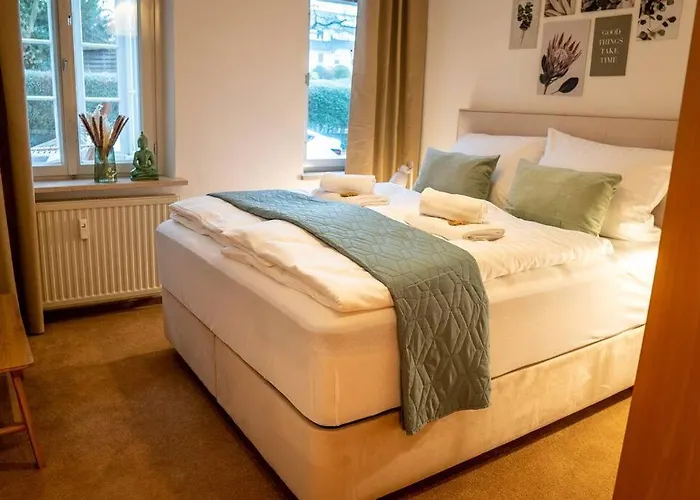 I 100m Kurpark I Wintergarten Boxspringbett I Netflix * Bad Salzuflen