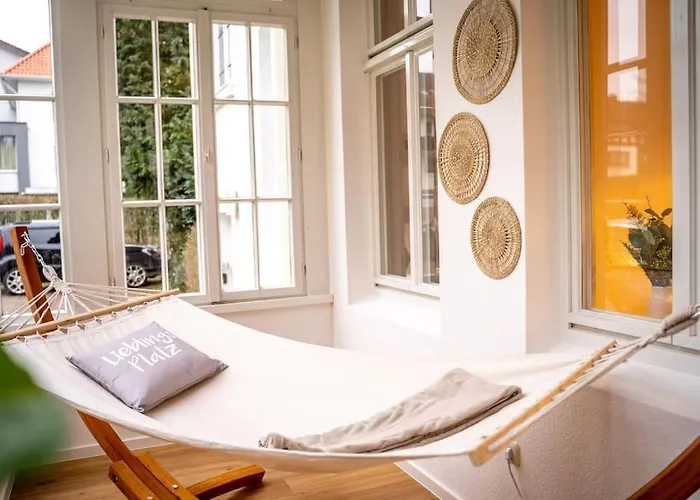 I 100m Kurpark I Wintergarten Boxspringbett I Netflix Appartement *